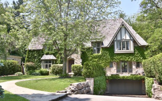 24 Forest Glen Cres - Sold by Real Estate Broker Shane Carslake