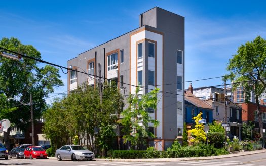 243 Niagara (c) Photo by SHANE Maps exclusively for SHANE Maps