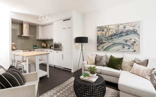 (c) Photos of S317-120 Bayview Ave by M.H. exclusively for SHANE.