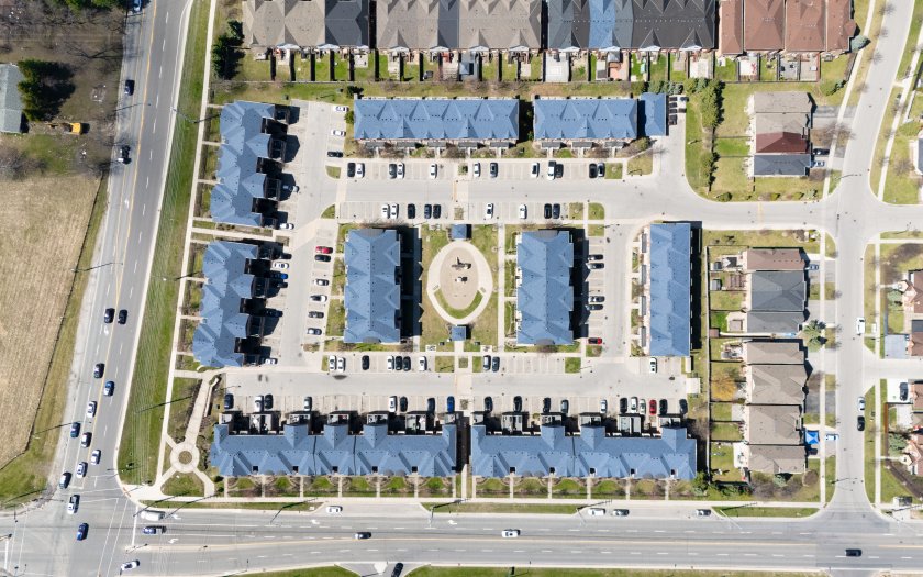 5025-5035 Ninth Line Townhouses (c) Photo by SHANE Maps exclusively for SHANE Maps
