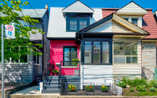 500 Lansdowne Ave