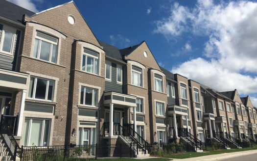 Daniels FirstHome Brampton at Sunny Meadow