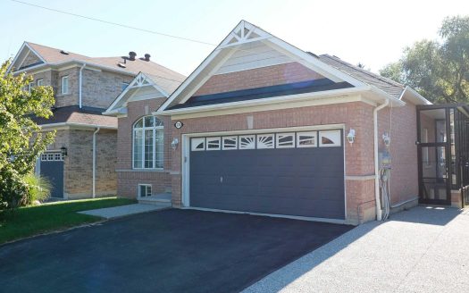 226 Louis Dr Lower
