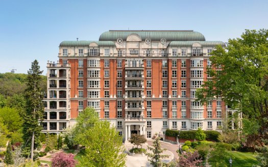 6D-1 Chedington Pl