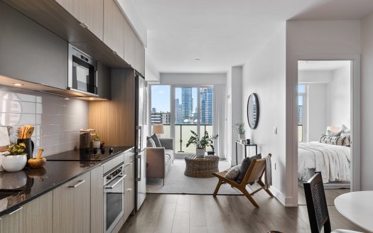 2011-575 Bloor St E - Listed by Broker Shane Carslake