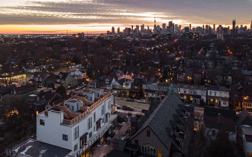 (c) Aerial photos of 2-169 Jones Ave by DroneHub exclusively for SHANE.